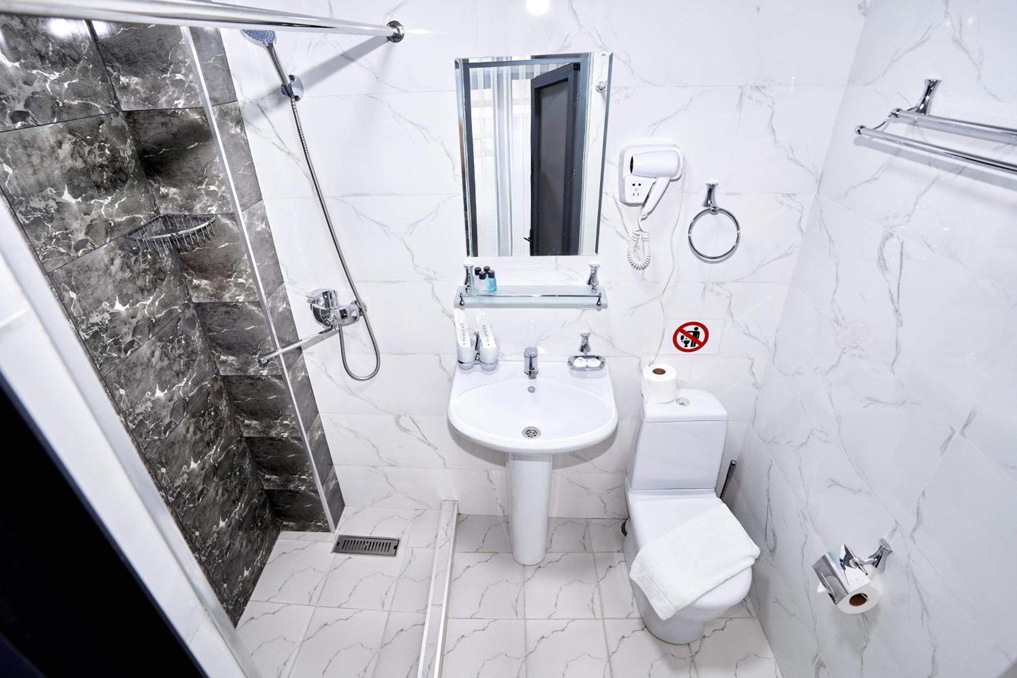 Minguzar Hotel Tashkent Ngoại thất bức ảnh
